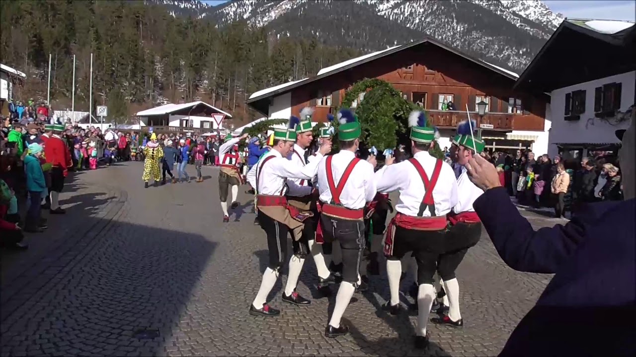 Partenkirchner-Schäfflertanz in Grainau