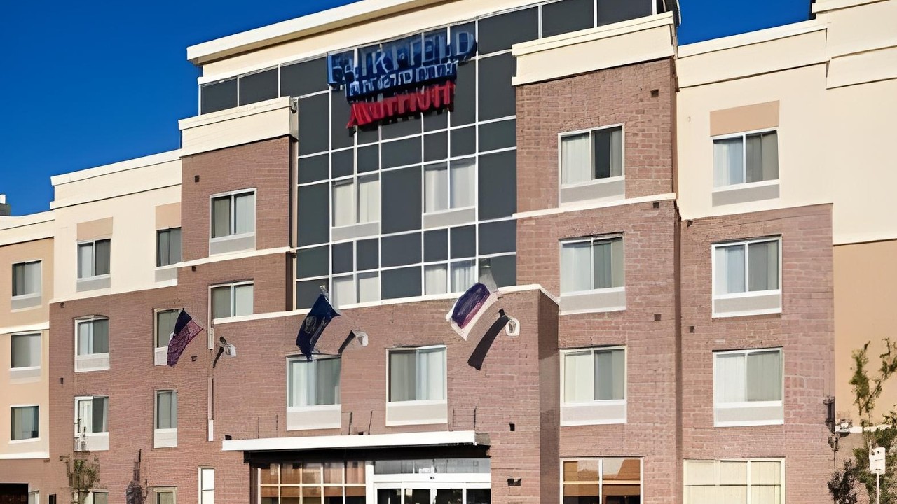 Fairfield Inn & Suites Wichita Downtown | Wichita (KS), United States | Hotel Review 🛏️