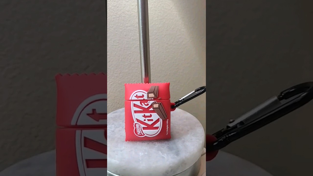 This KitKat airpod case 😍 #airpods #airpodcase #phone #airpodspro #case #shorts