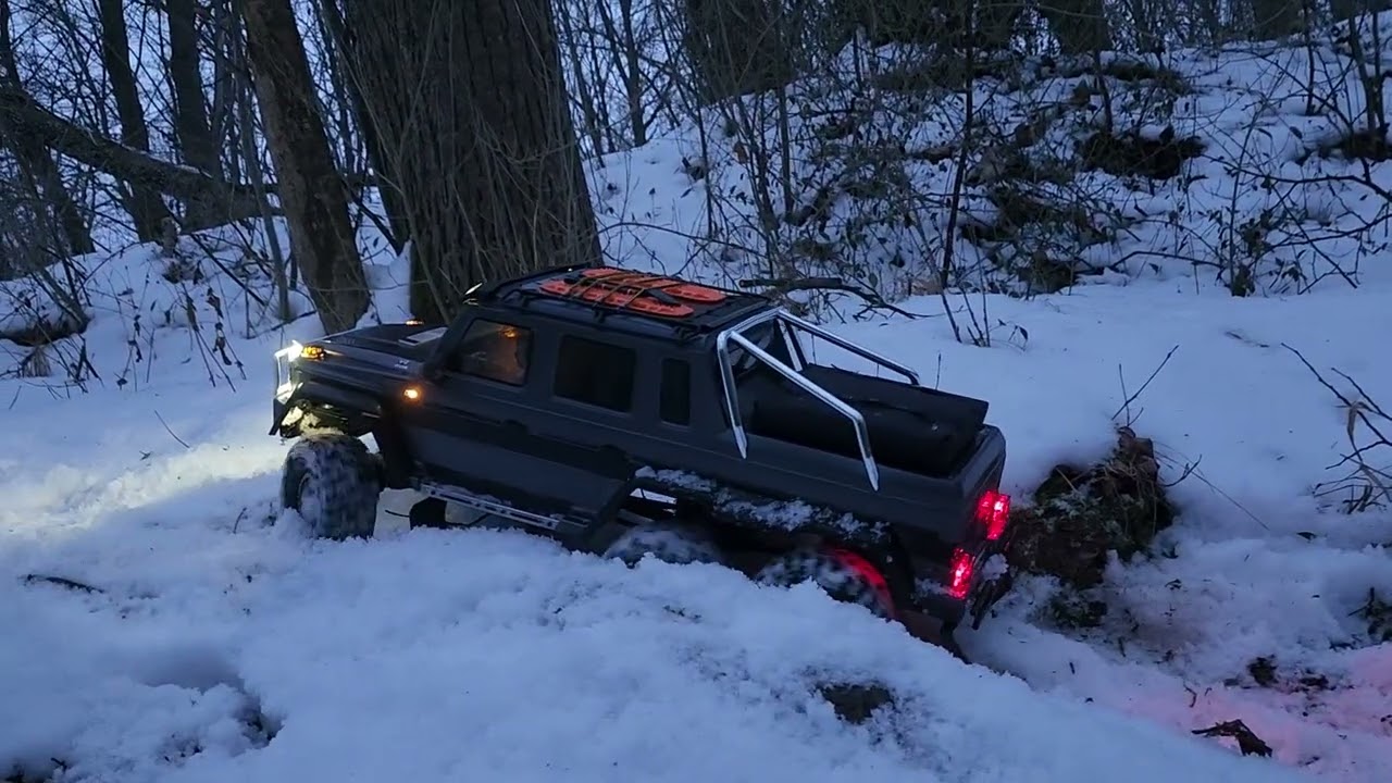 Traxxas G63 AMG 6x6 im Winter