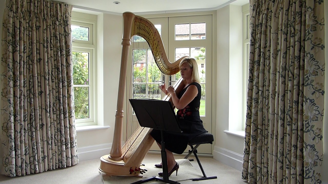 Trois Petites Pieces Tres Faciles: Barcarolle, by Grandjany - performed by Nicola Veal Harpist