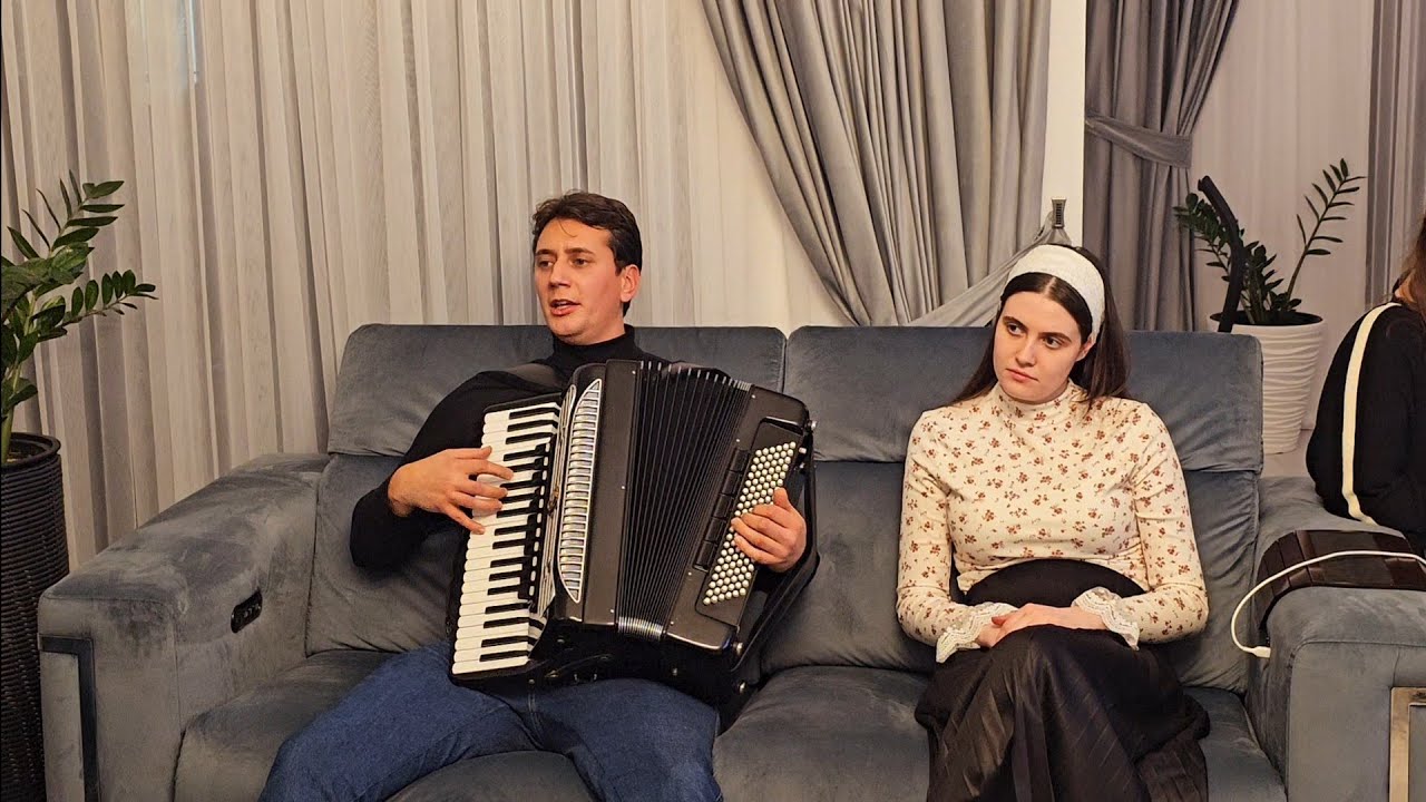 Flavius Niculcea și Dorin Piscuc - Calator ce ai pornit spre cer
