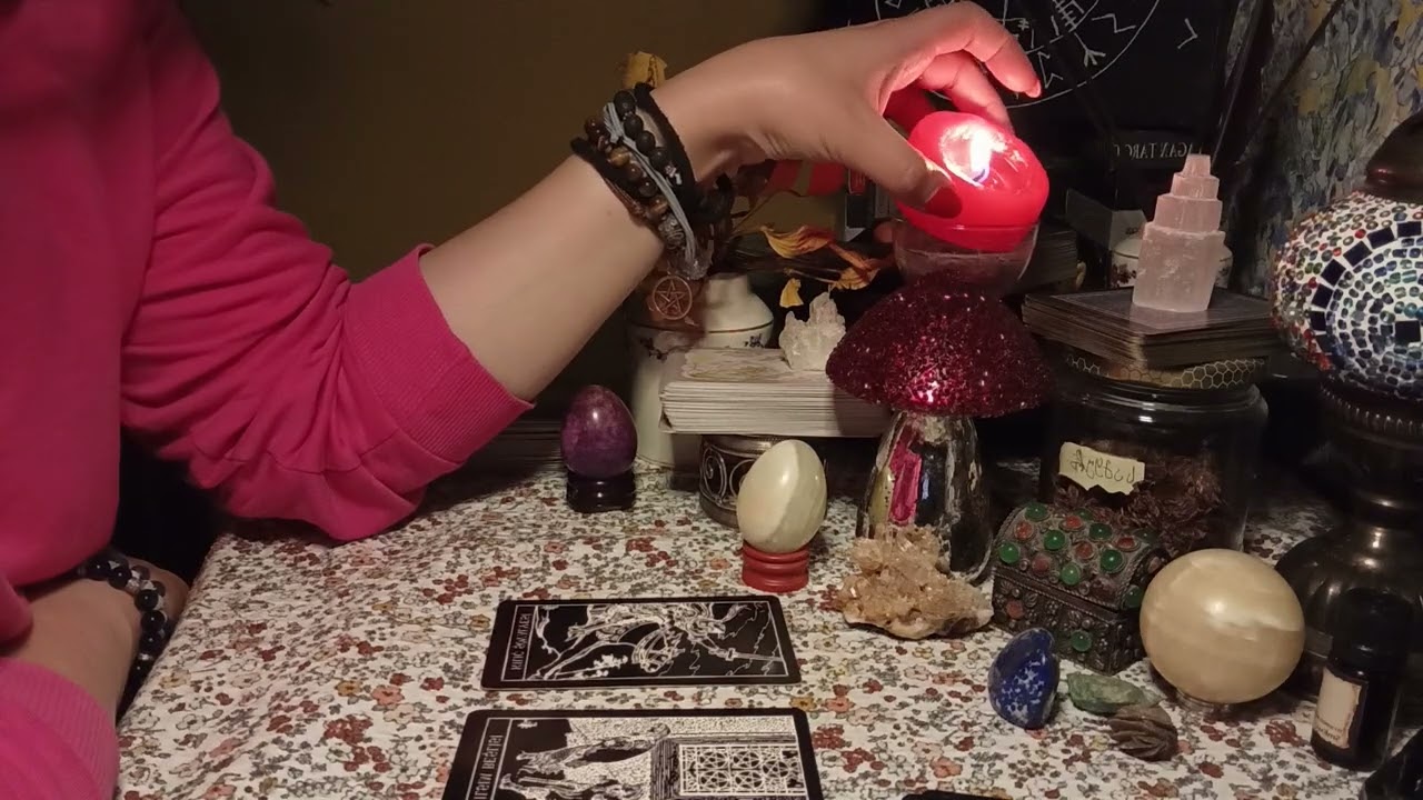 ტარო -რა ხდება მის ცხოვრებაში? 🤫🧙💜