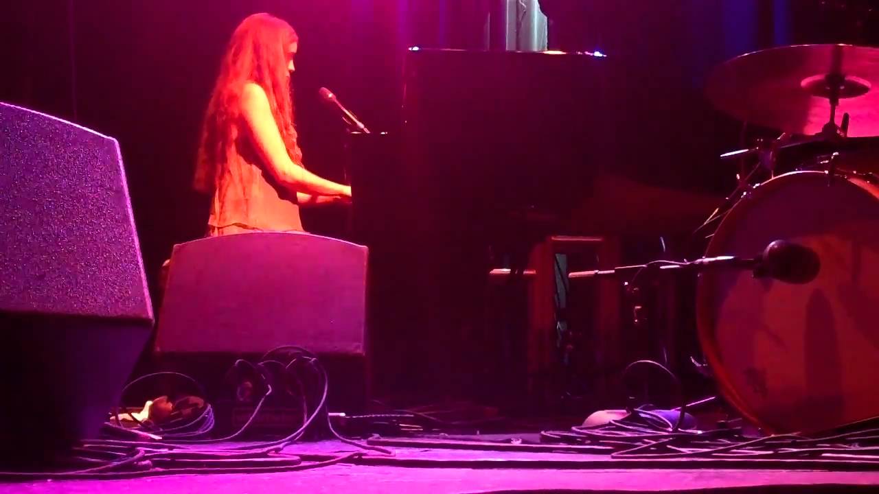 Joanna Newsom -  Encore - Does Not Suffice