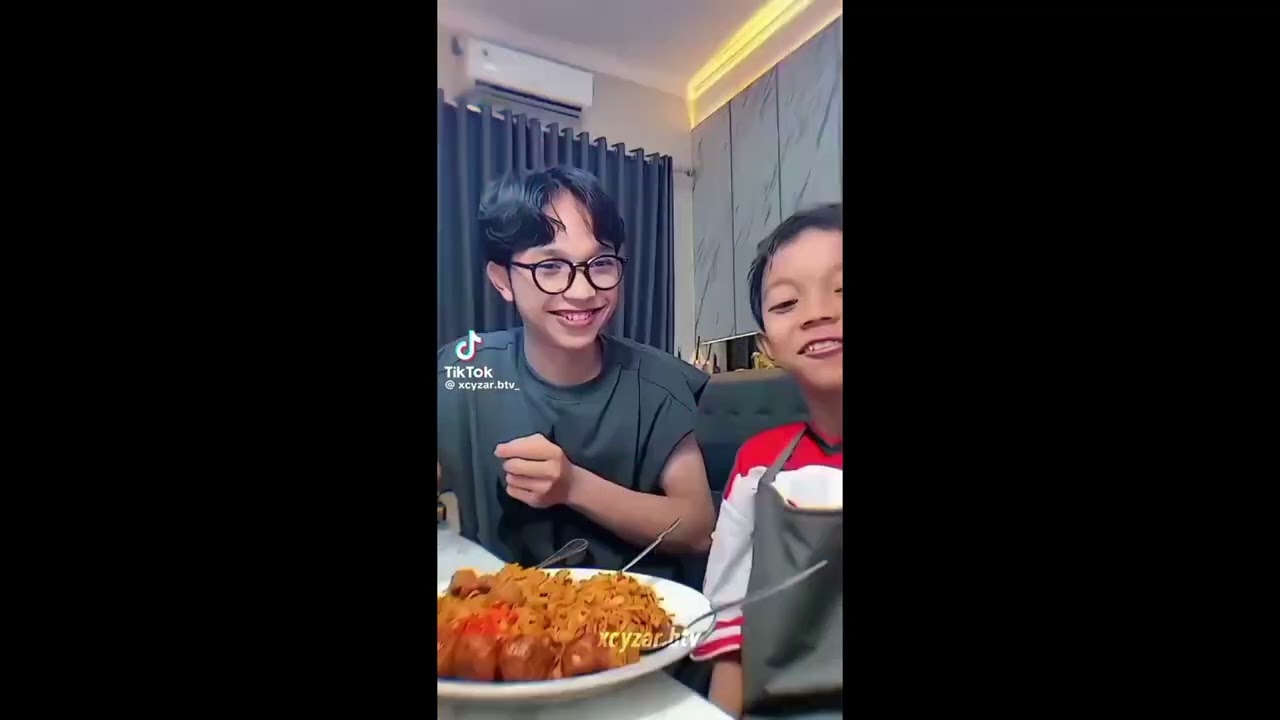 Reaction jalyun/petinggi gears