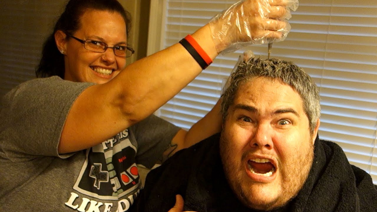 THEY DYED MY HAIR (PRANK!)