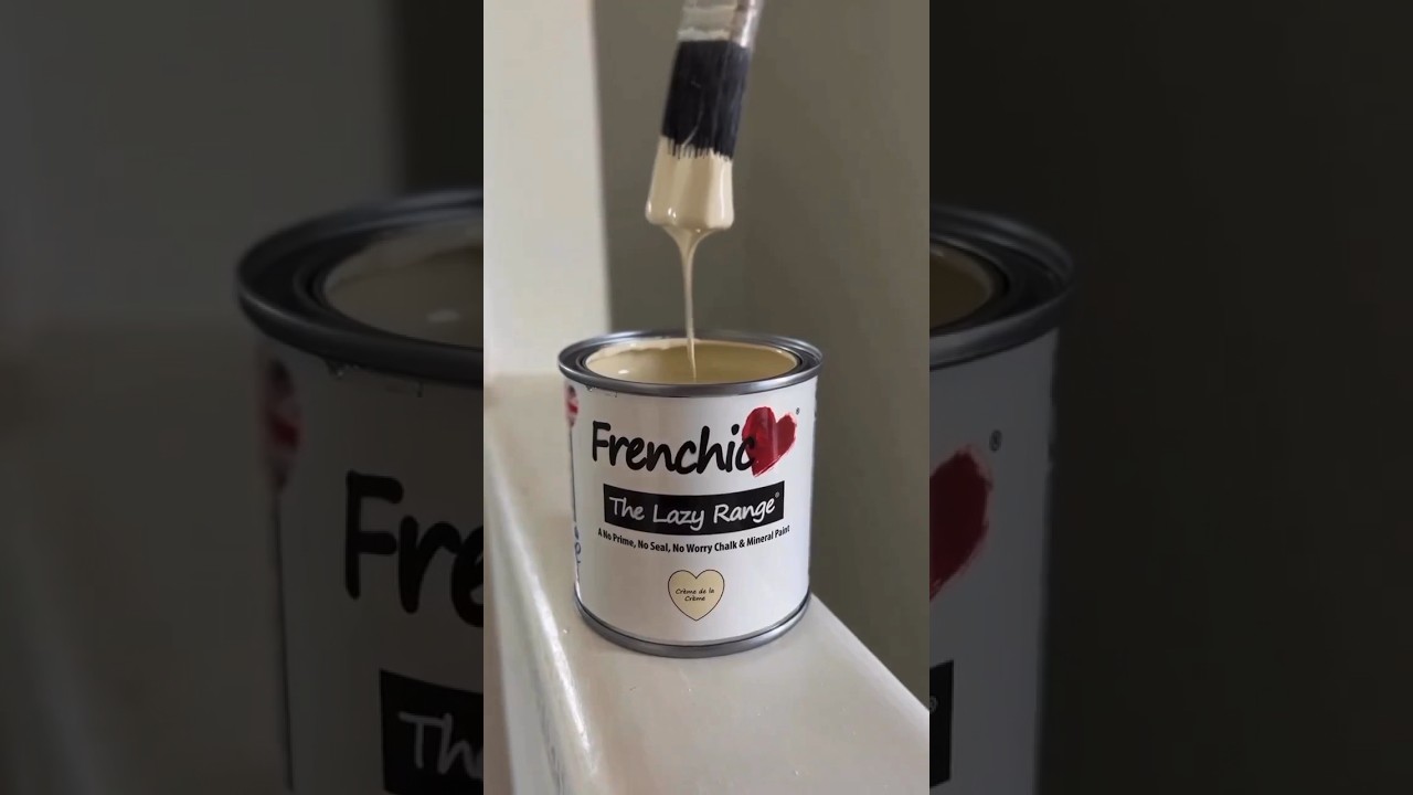 ✨Create a faux wood look with this dynamic product duo. #frenchic ❤️