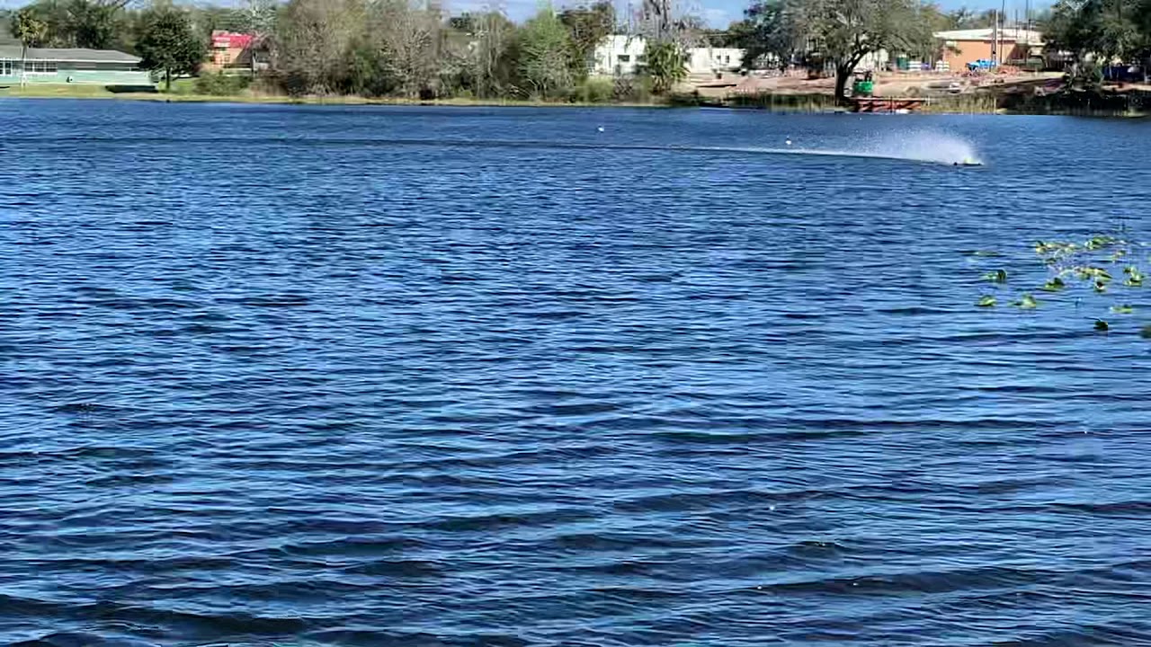 Fast Gas R/C Boat! Rico Racing Outrigger with Zenoah 29.5