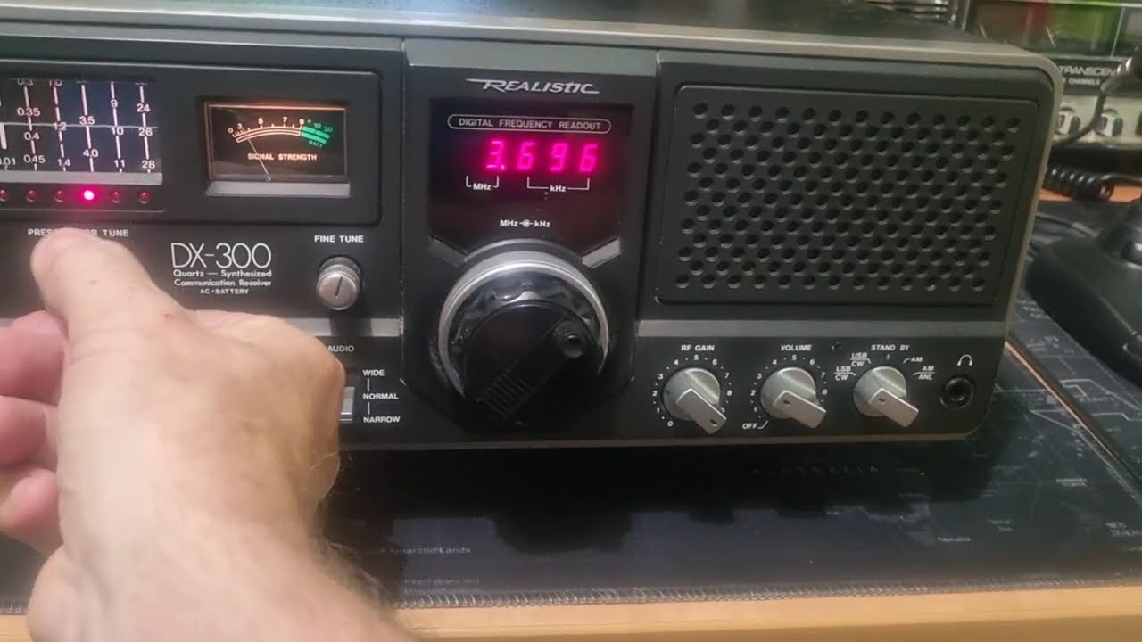 Realistic DX-300 Communications Receiver