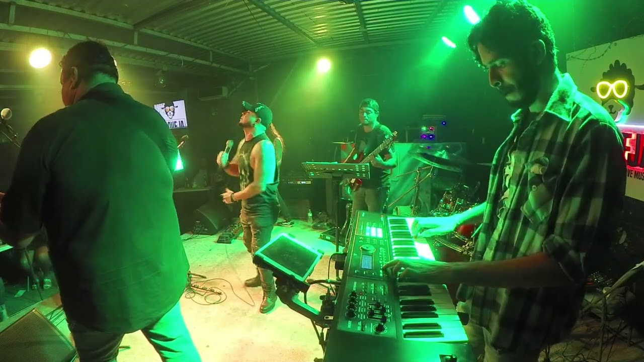 Coverhead-Y las sombras quedaran atras