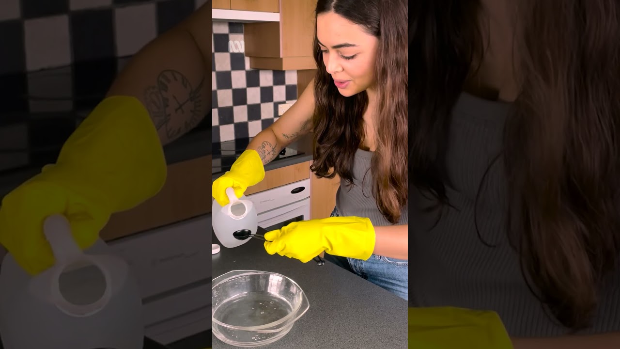 Is vinegar the secret ingredient for cleaning a microwave? #CleaningHacks #KitchenTips #Shorts