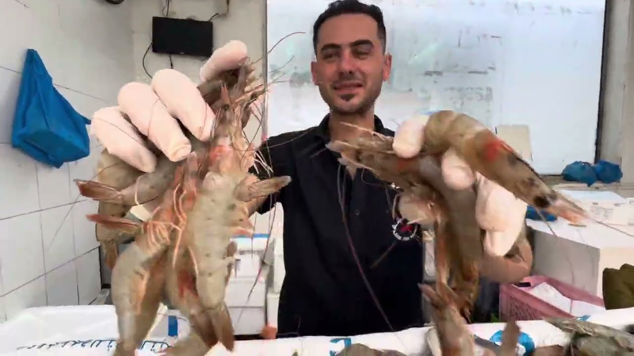 اسعار الأسماك والفواكه في عجمان🐟🥭 لازم تزور المكان دا 🤩