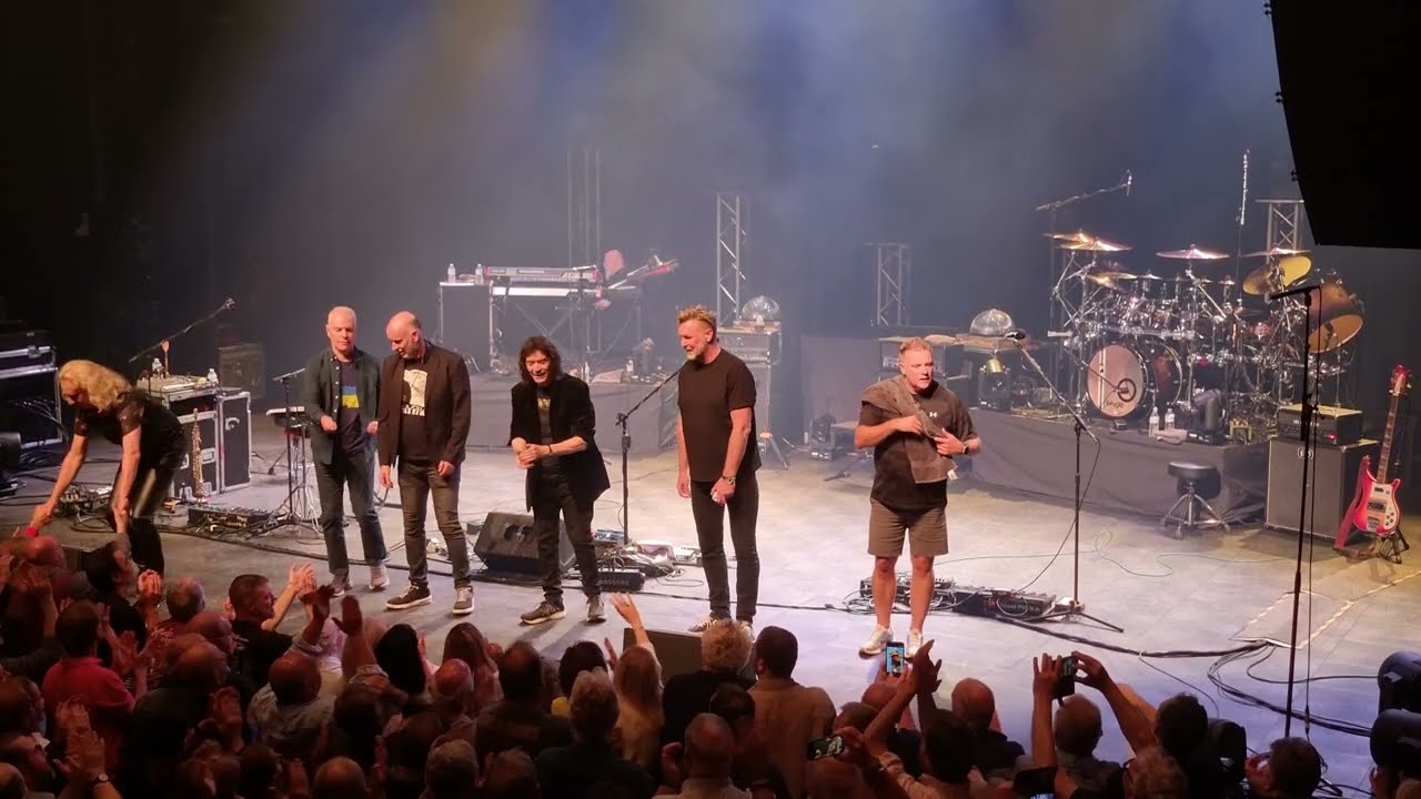STEVE HACKETT, Los Endos /DRUM SOLO CRAIG BLUNDELL + band goodbye Brussels, 2024