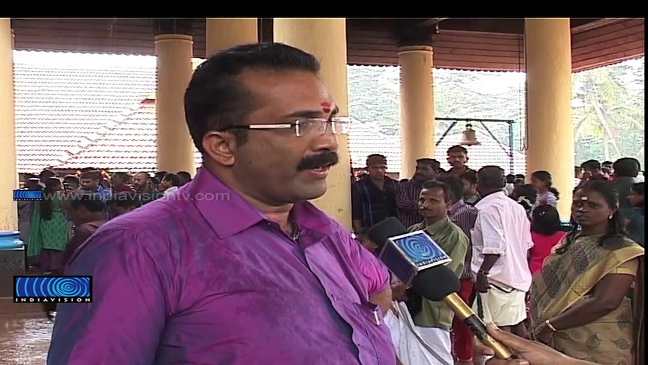 Onam rush at Trikkakkara Temple