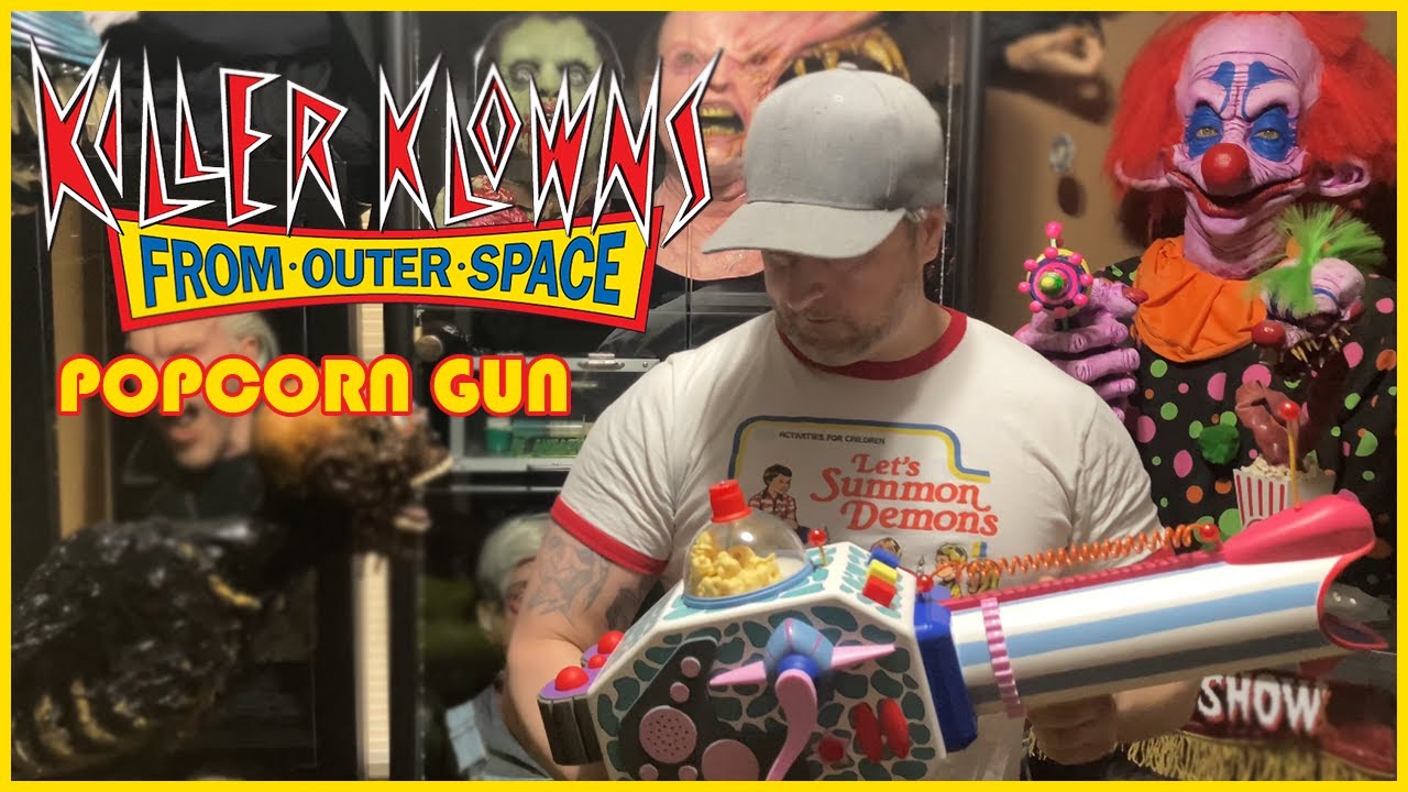 SPIRIT HALLOWEEN - 'POPCORN GUN' - KILLER KLOWNS FROM OUTER SPACE (review)