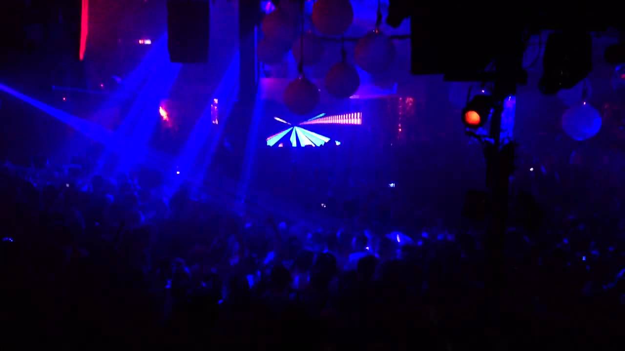 Tiesto - Club Life 2012 @ Pacha Ibiza - Intro