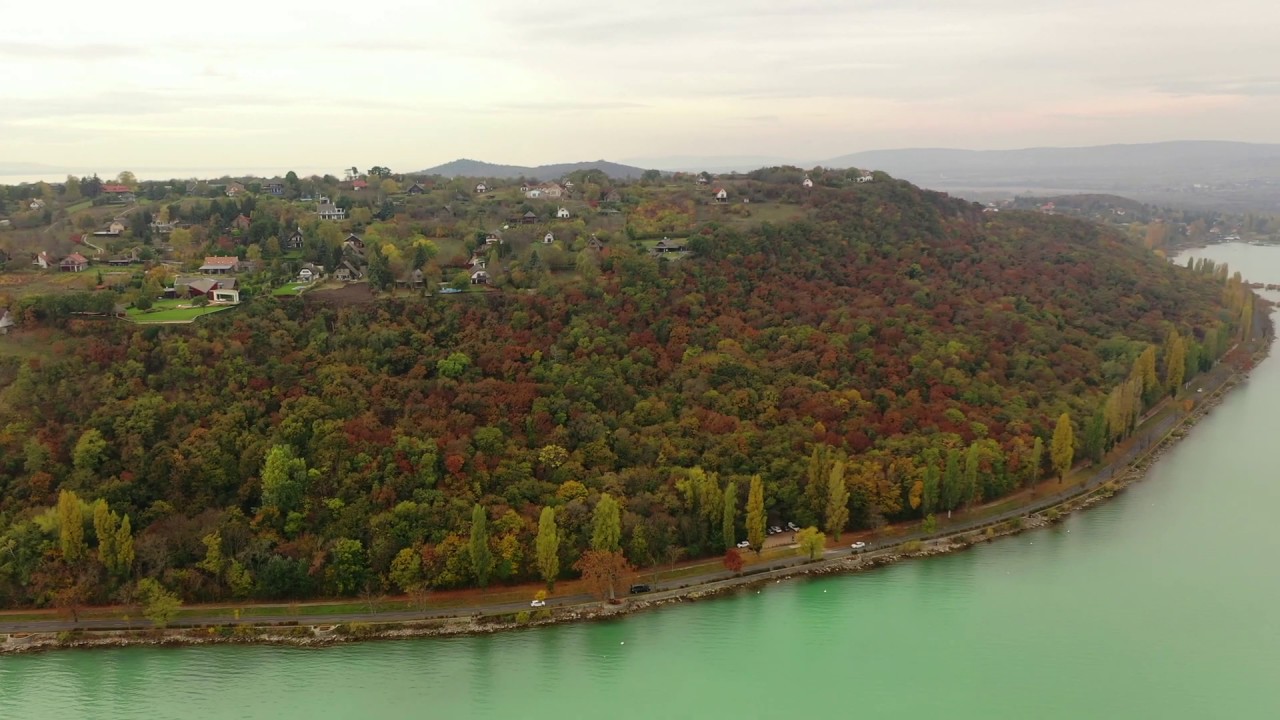 Tihany a tél kezdetén - 4K drone video