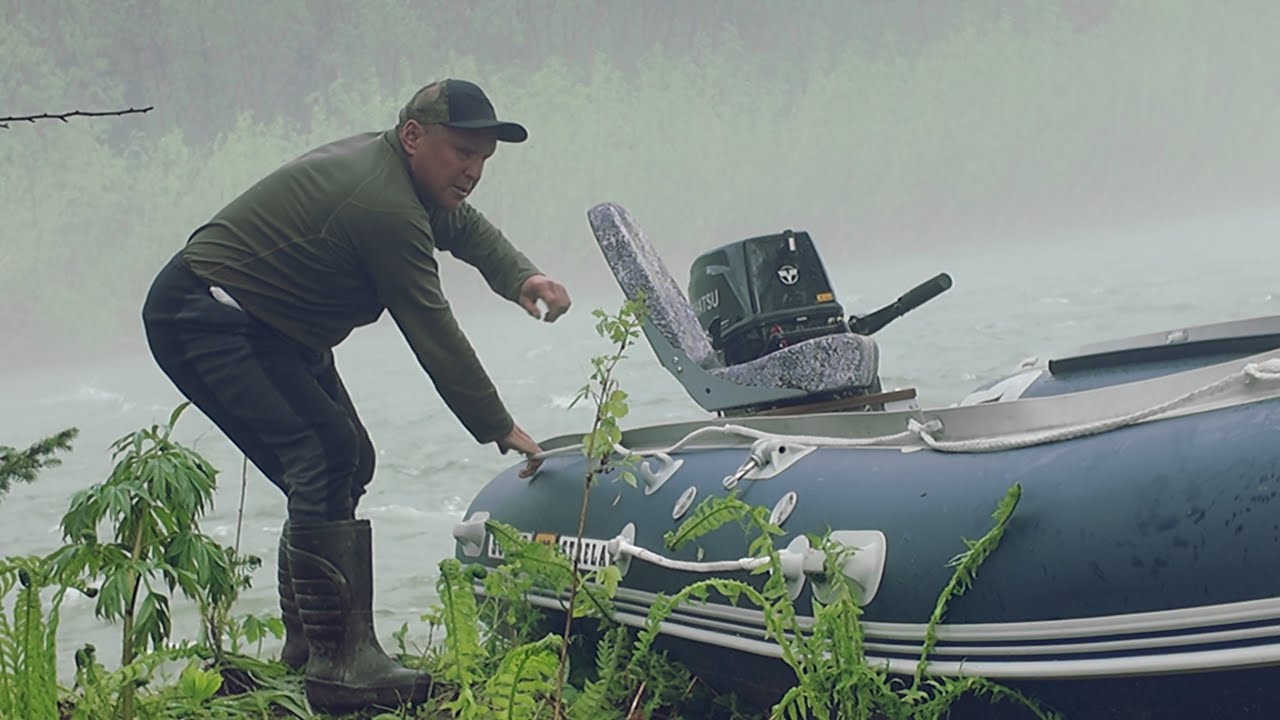 How to not get drowned in a mountain river