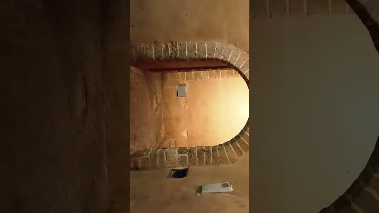 Le retraite silencieuse dans la solitude sonore. La nuit à essaouira 