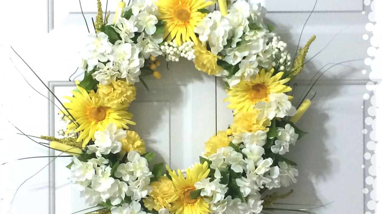 Dollar Tree Wreath DIY Tutorial
