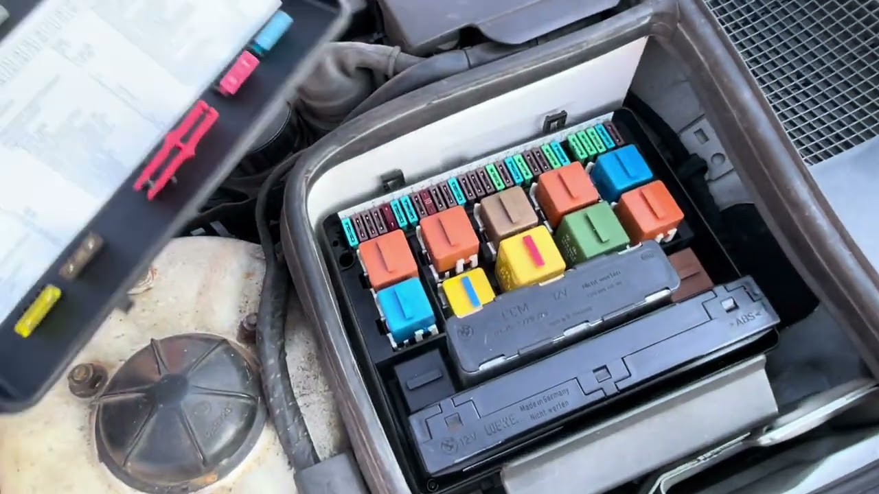 BMW E32 fuel pump and relay