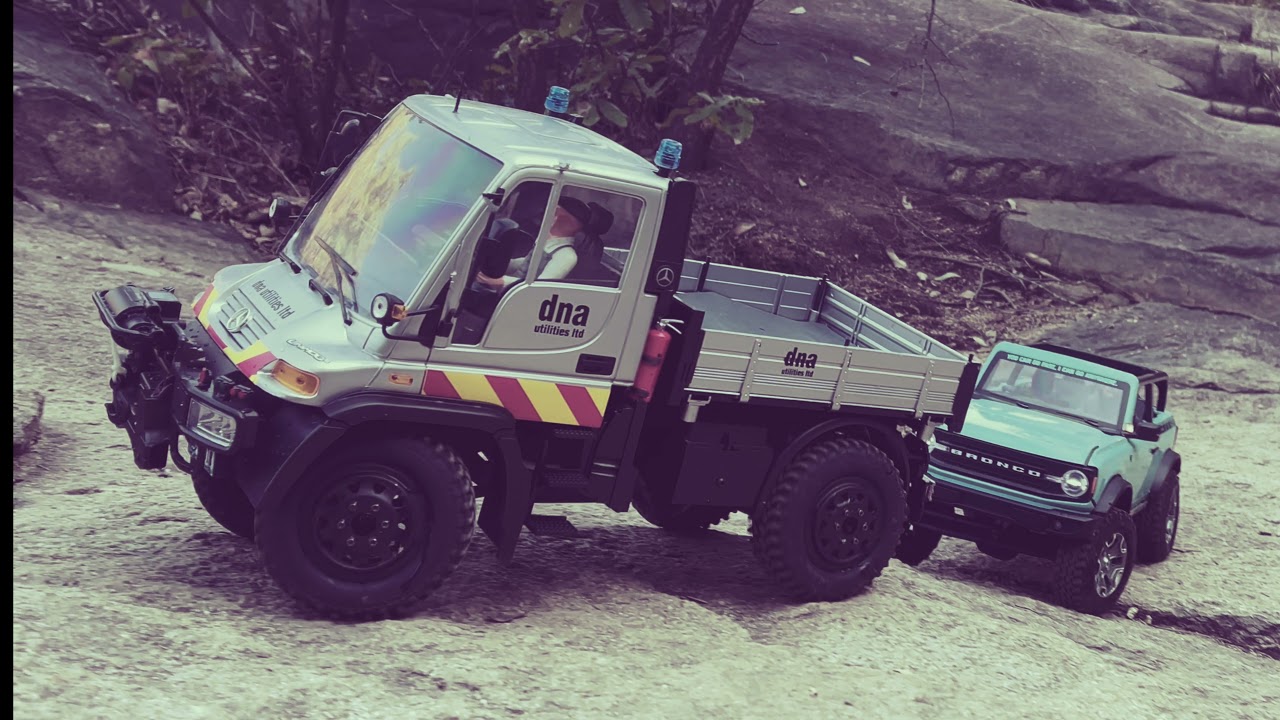 4X4 RC CAR / carson unimog U300 / MST CMX