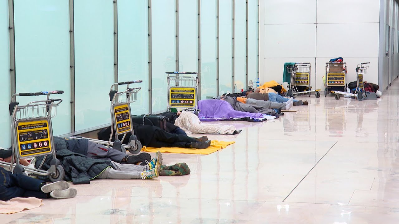 Las medidas de Aena en la T4 de Barajas: higienización, acceso solo con billete y sin comida