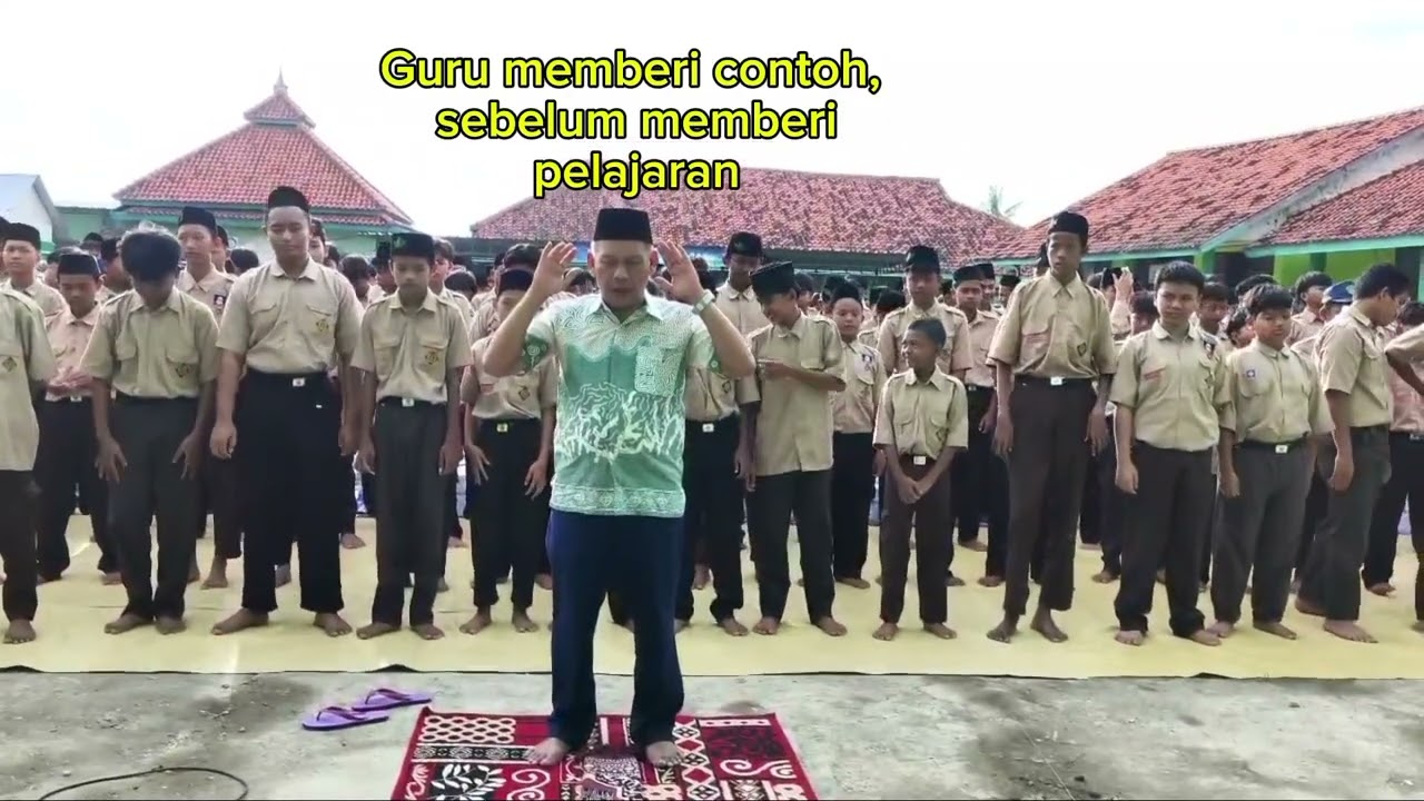 Pagi di MTsN 7 Indramayu                    #MadrasahHebatBermartabat #MTsN7Indramayu #Pembiasaan