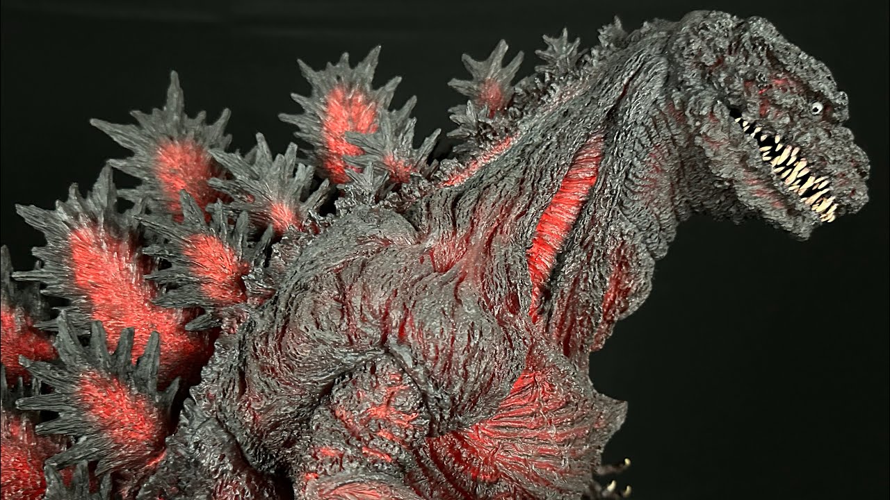 X-Plus Gigantic Series: Shin Godzilla (2016) -Clear Red Version- Figure Review “The Best, the Goat”