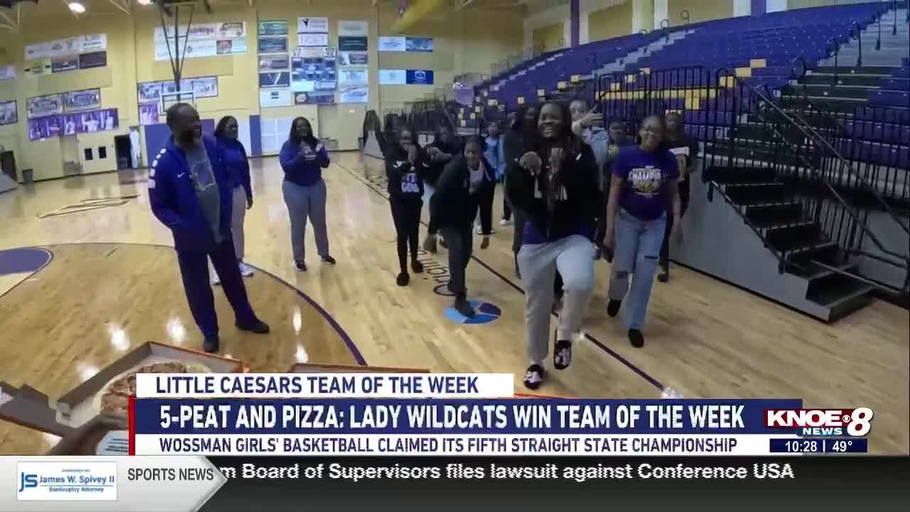 Пятая победа подряд и пицца: команда Lady Wildcats признана лучшей командой недели.