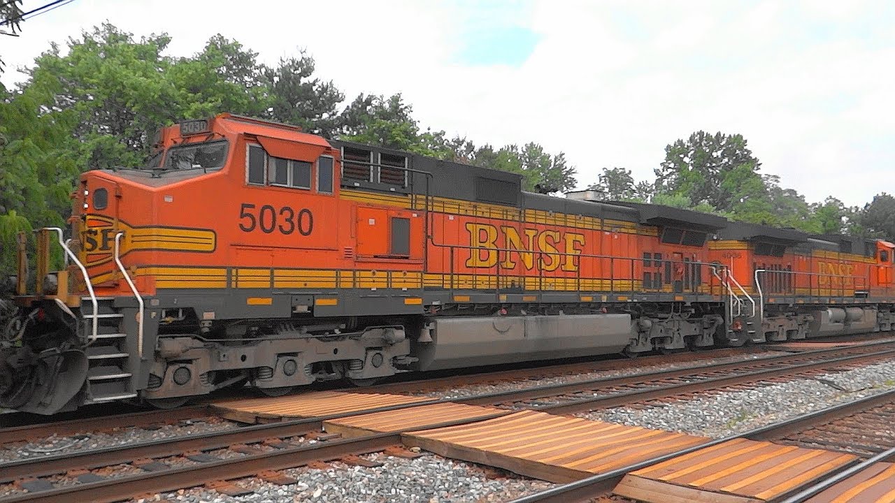 Rare Double-Long CSX Tank Train With BNSF Power