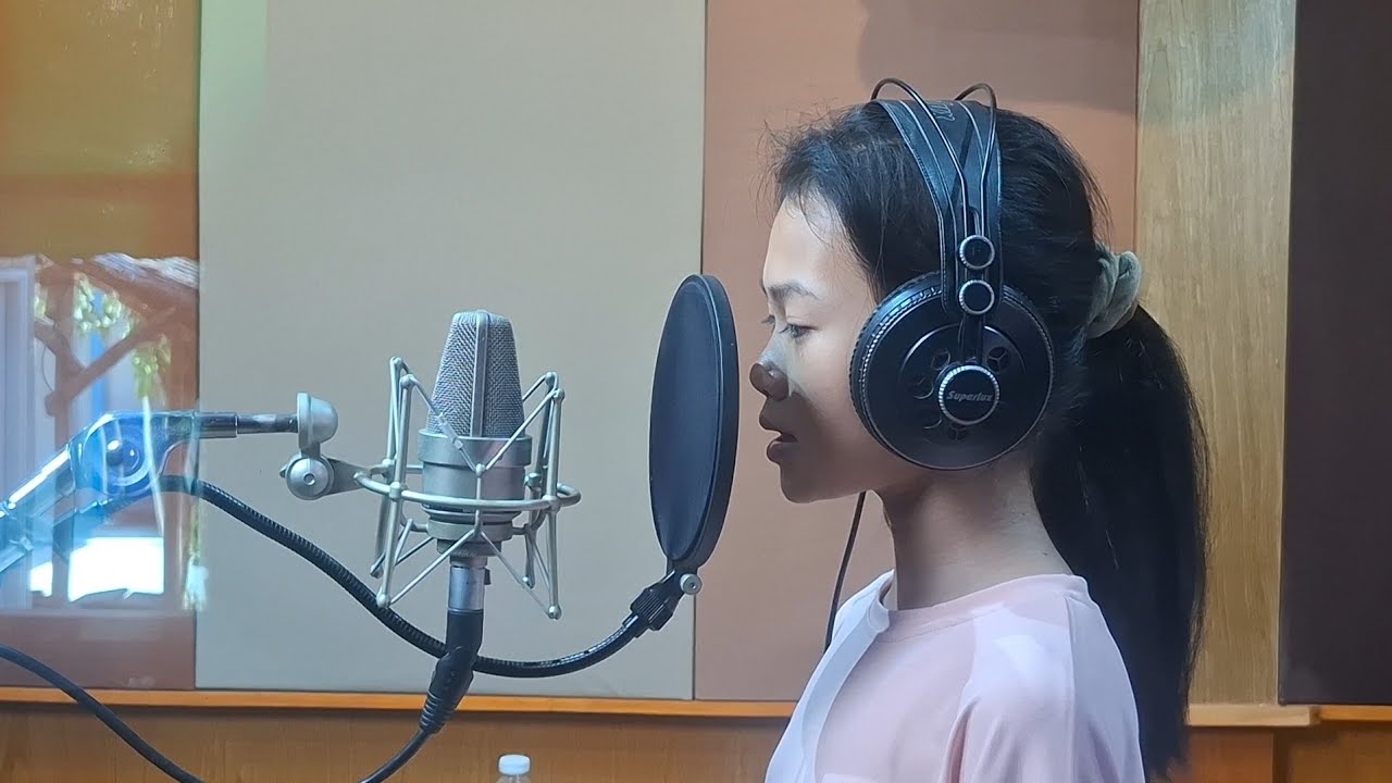 ขออนุญาตสู้ เพลงนี้น้องธิดาร้องเพราะมาก...กินหมูกะทะฟังเพลง แฟนเก่านากาย ม่วนๆ