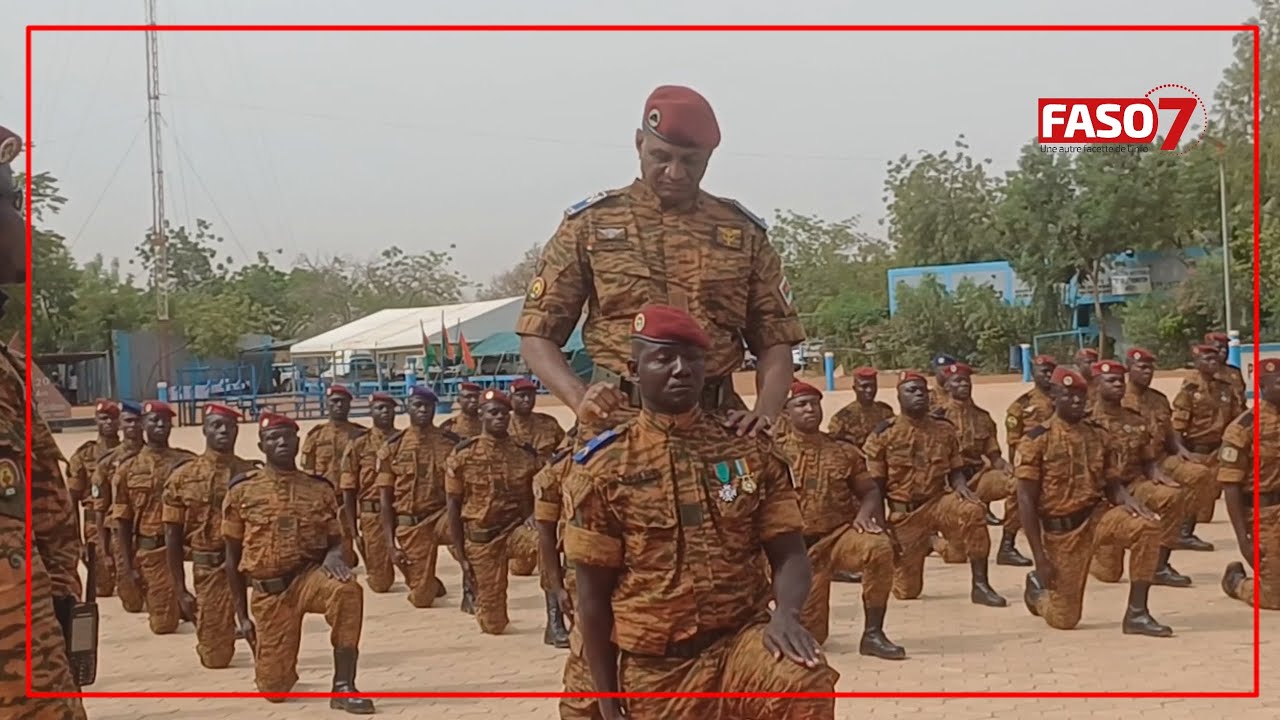 Burkina Faso : La 2e promotion spéciale des sous-officiers de l'ENSOA reçoit ses galons