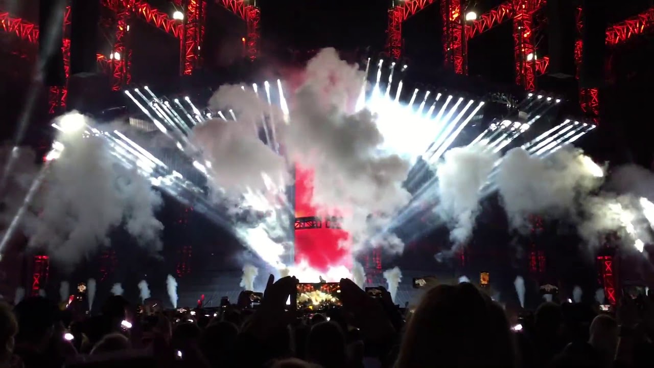 Taylor Swift   Are You Ready For It   Rose Bowl 051818   YouTube