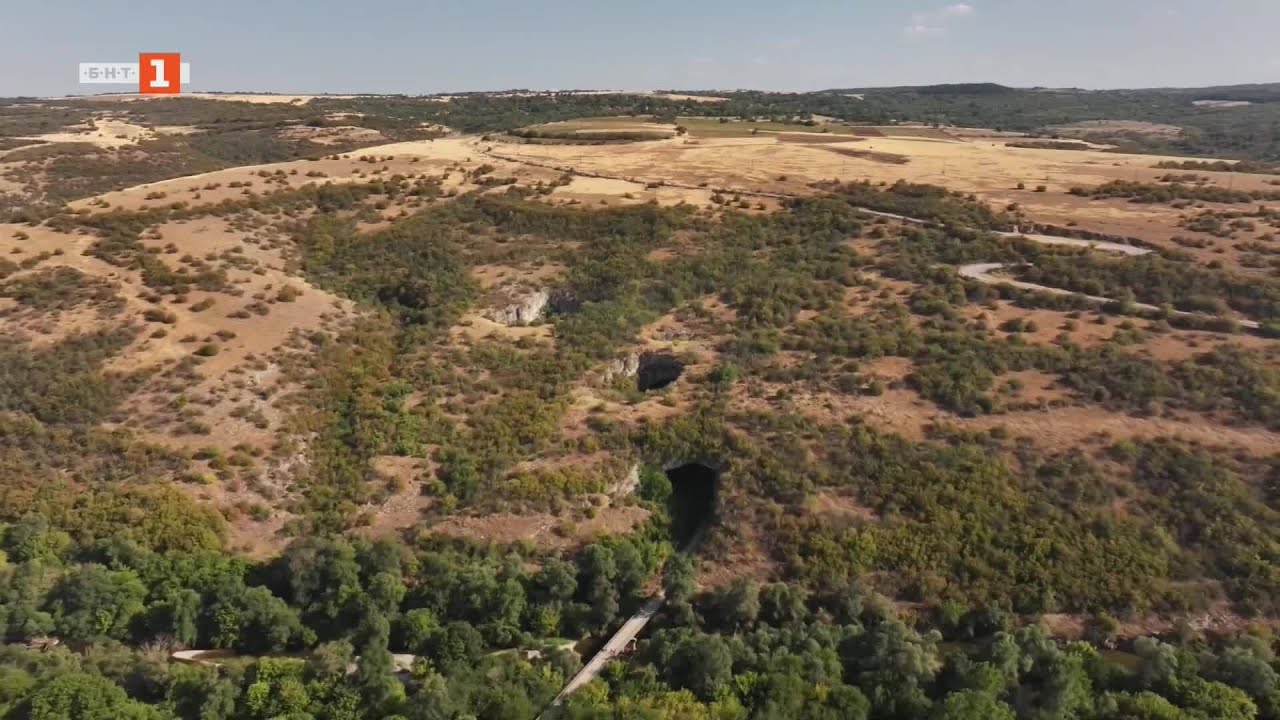 Деветашката пещера и окната на Бога, Туризъм.бг - 04.10.2025