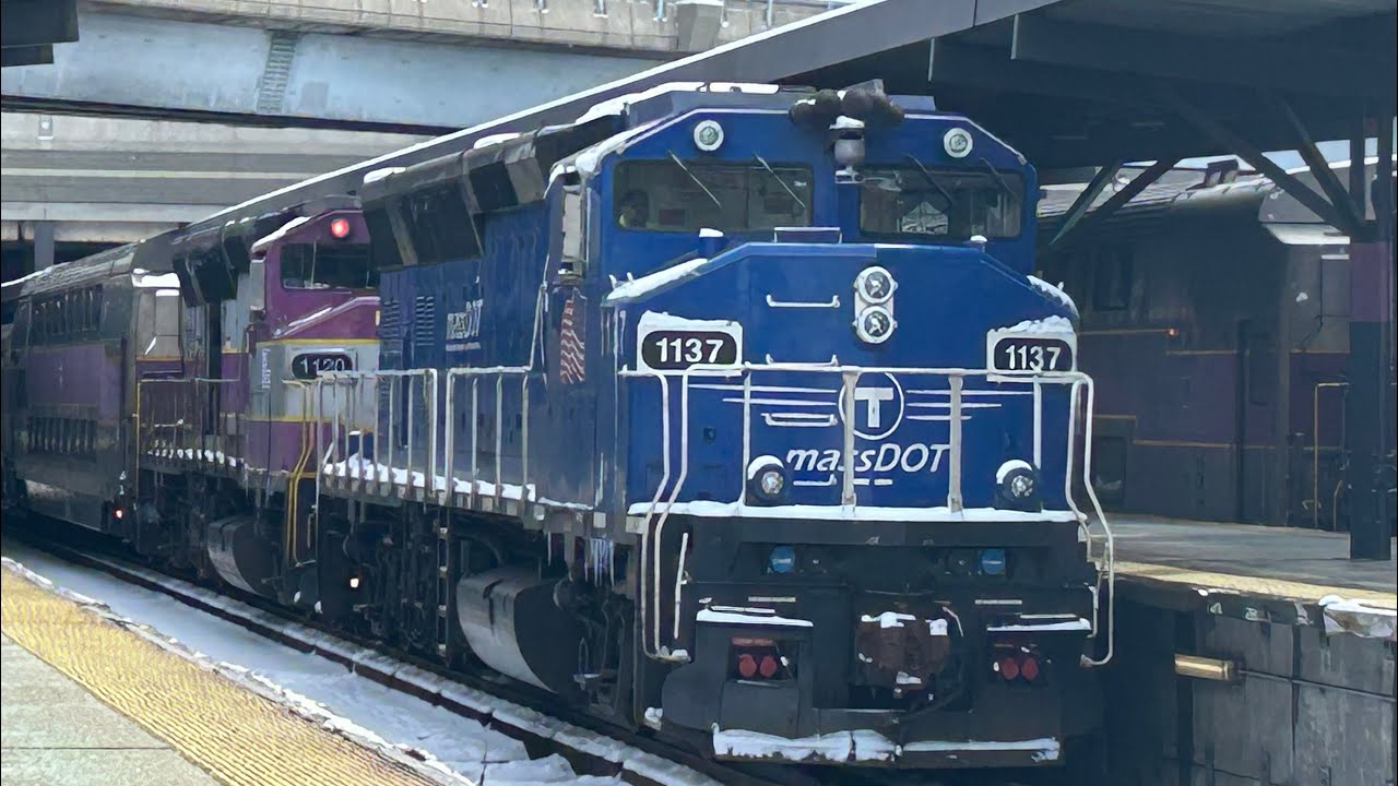 Railfanning at north and South Station with ￼￼ @SouthernMassRailfan_YT and @MBTAFAN879