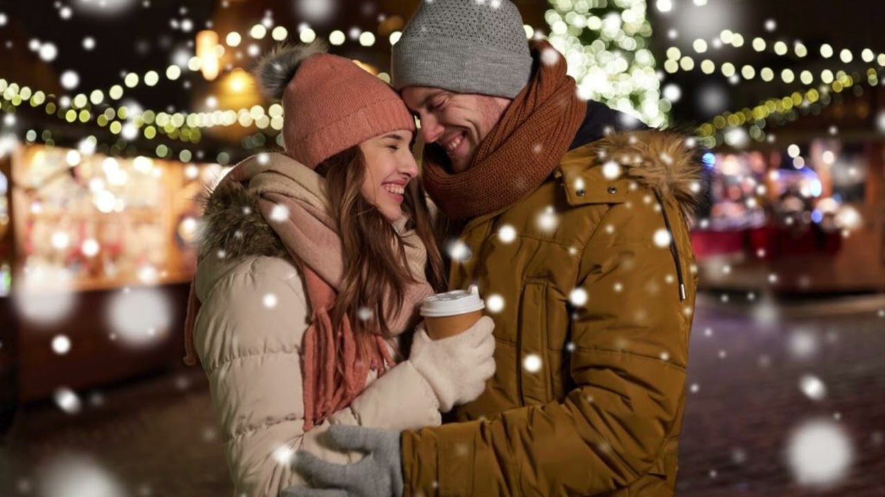 Christmas for Two | Couples Spend Christmas Without Their Families