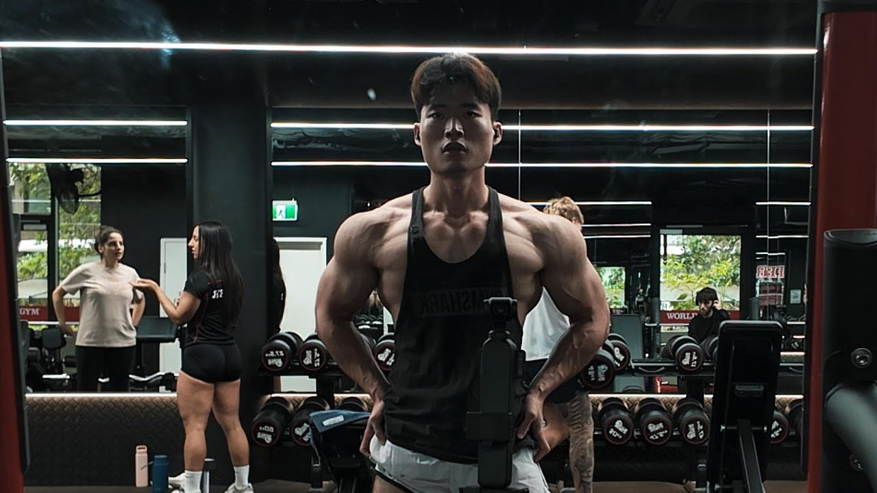 EP 12 First time on 140kg Shoulder Press