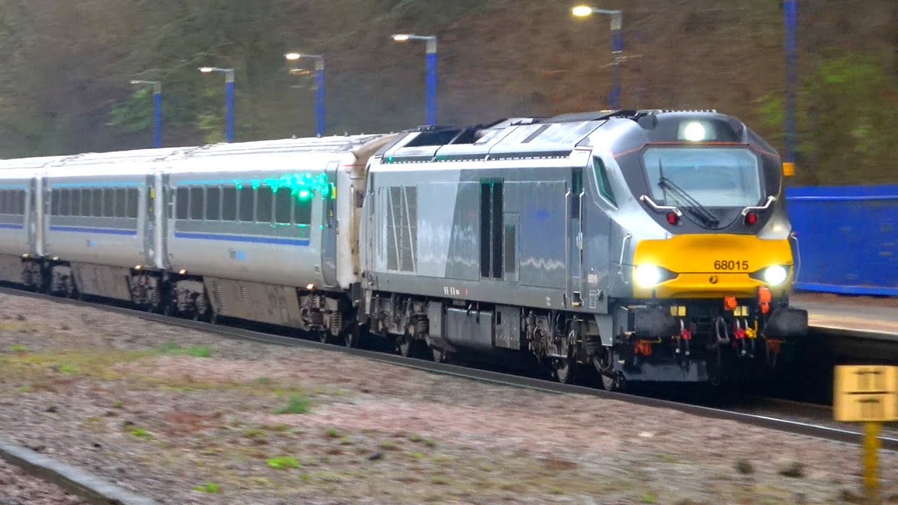 Trains at Beaconsfield - 16/03/22