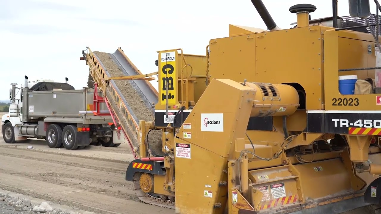 New footage revealed of Western Sydney Airport's runway under construction