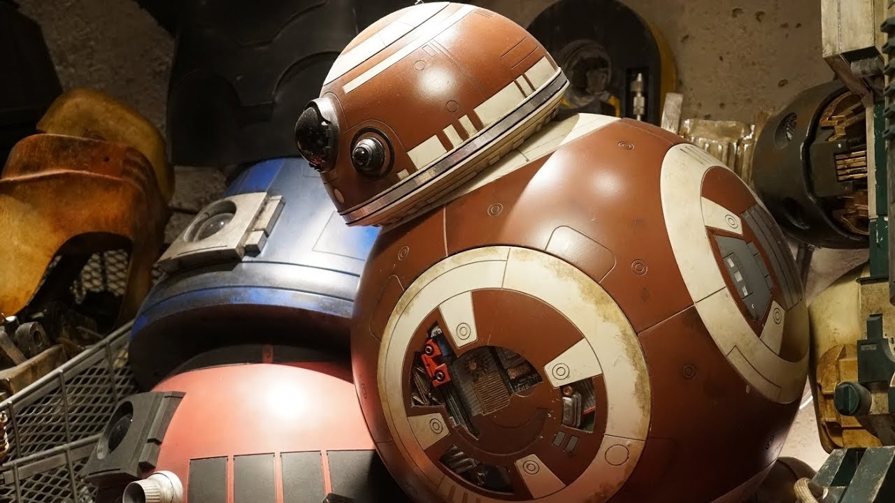 [4K] Droid Depot - R2D2 - Star Wars Galaxy's Edge - Disney's Hollywood Studios
