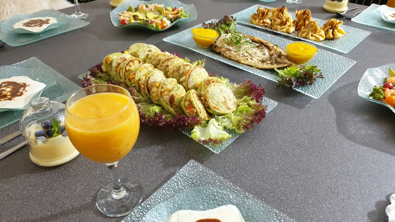 مائدة افطار بوصفات سهلة ومميزة تفرحي بهم عائلتك #خليك_بالييت