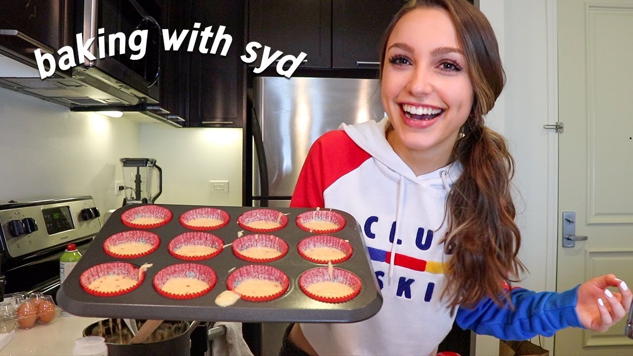 Baking With Syd :)
