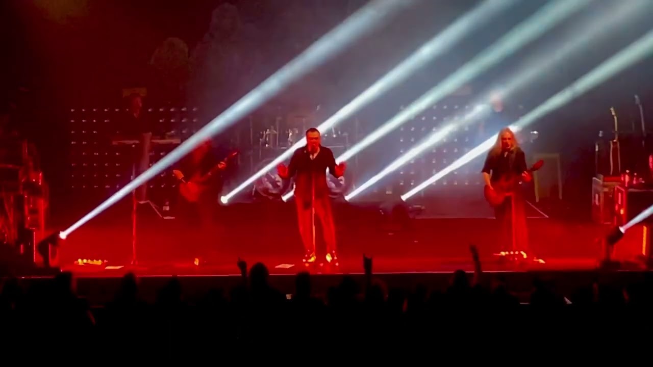 Blind Guardian - the Bard Song + The Hobbt  Live @ Batschkapp/Frankfurt 5/9/22