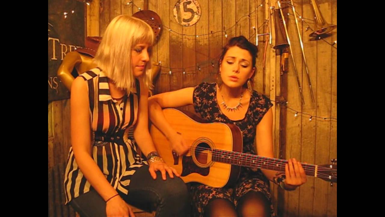 Larkin Poe  - Trick Of The Light -  Songs From The Shed