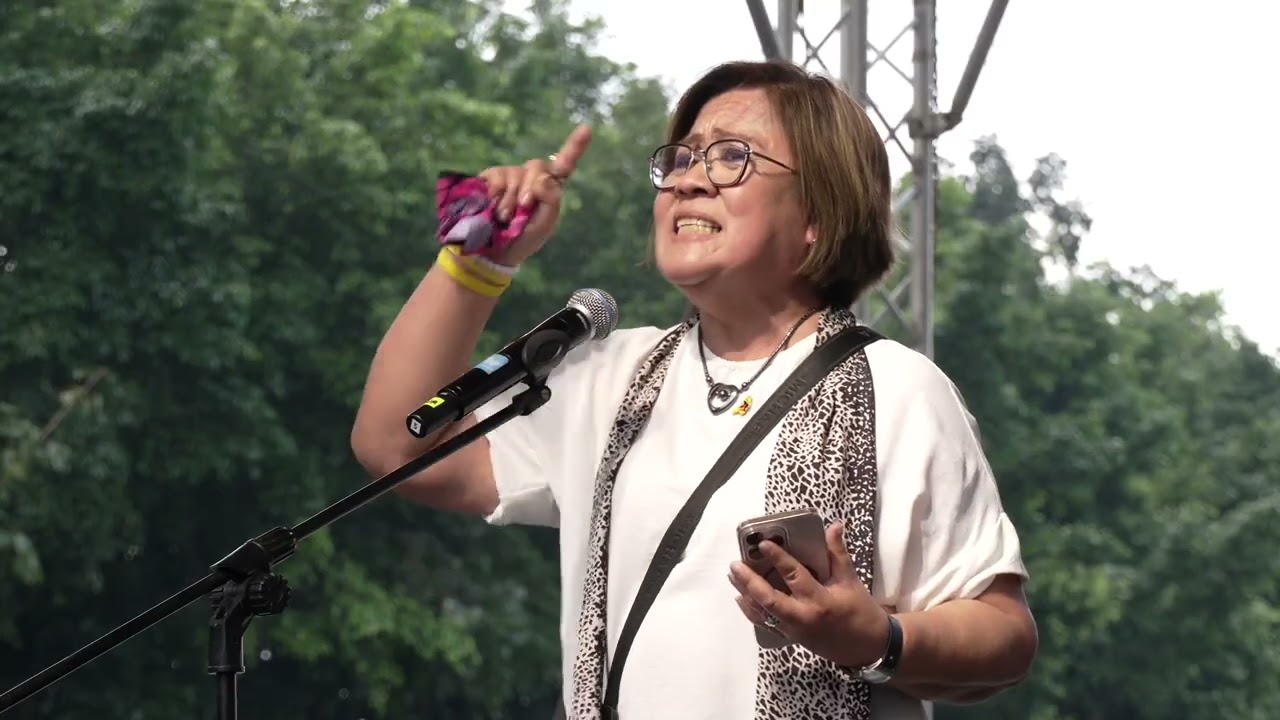 Leila de Lima speaks at second Trillion Peso March