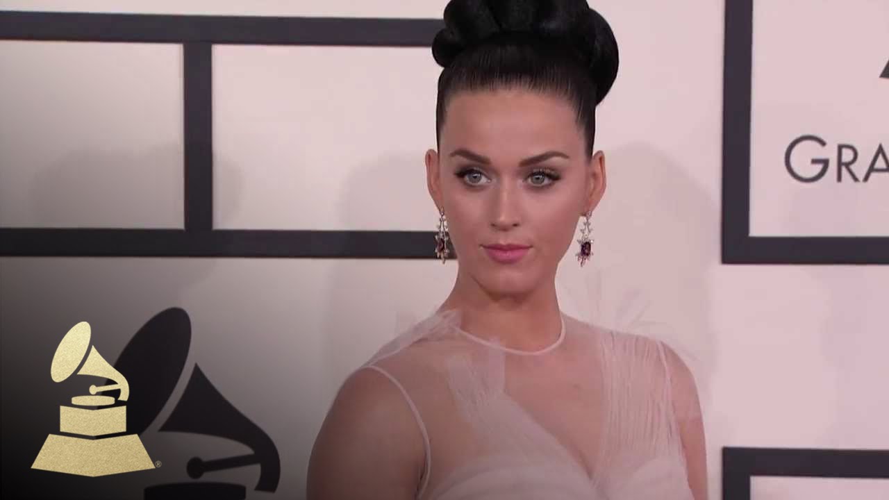 Katy Perry: 56th GRAMMY Red Carpet Fashion Cam | GRAMMYs
