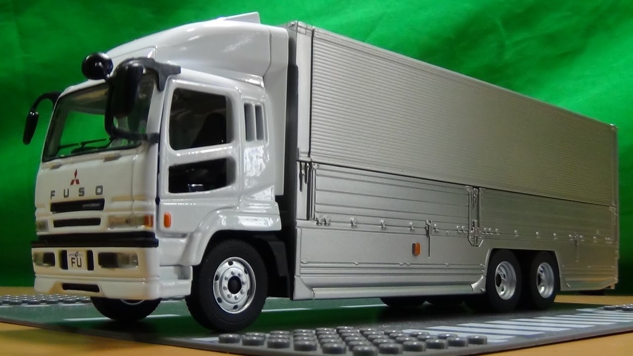 デカい！荷台がガルウィングで開く！ ダイヤペット DK-5105 1/43スケール 三菱ふそう スーパーグレート
