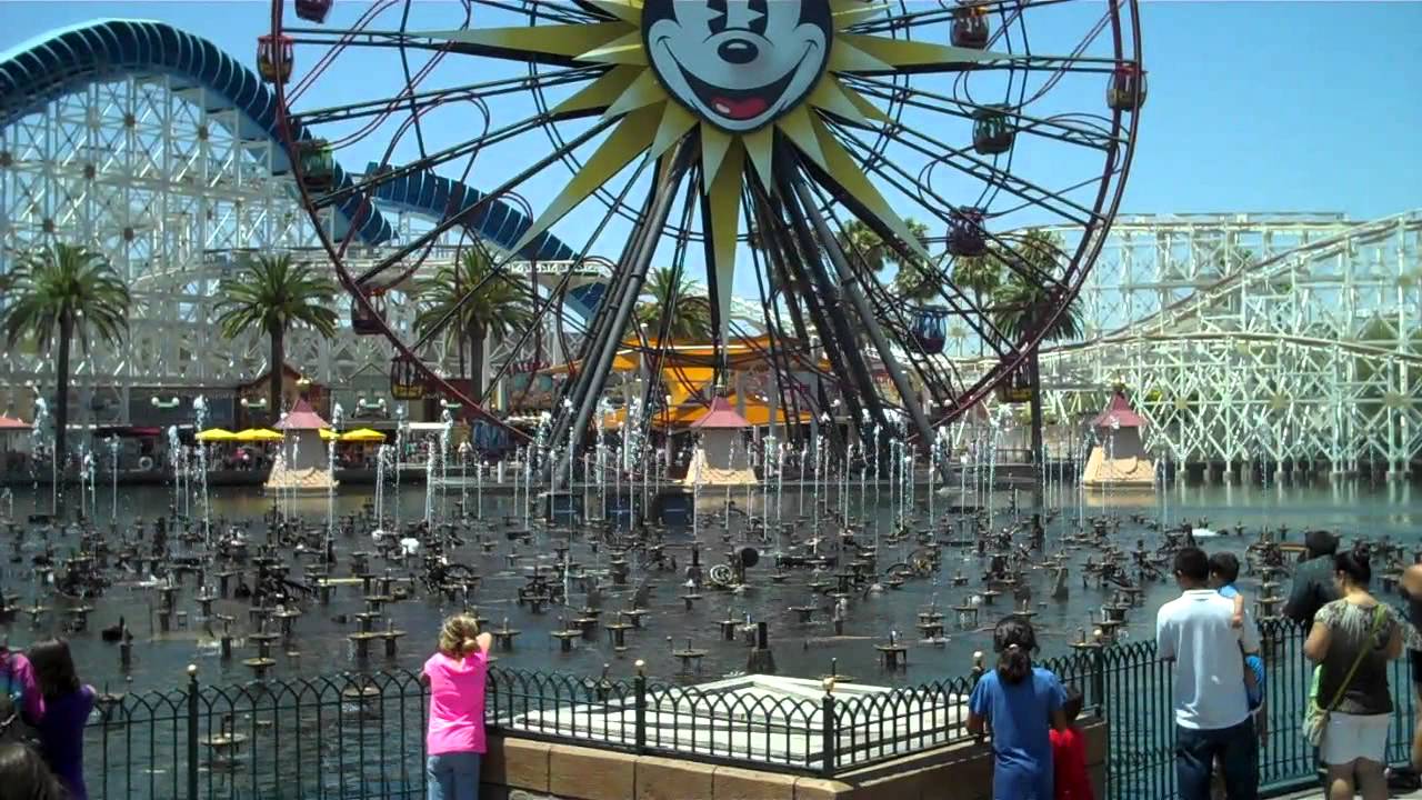 Instant Concert! ...Just Add Water with Maestro Goofy at DCA