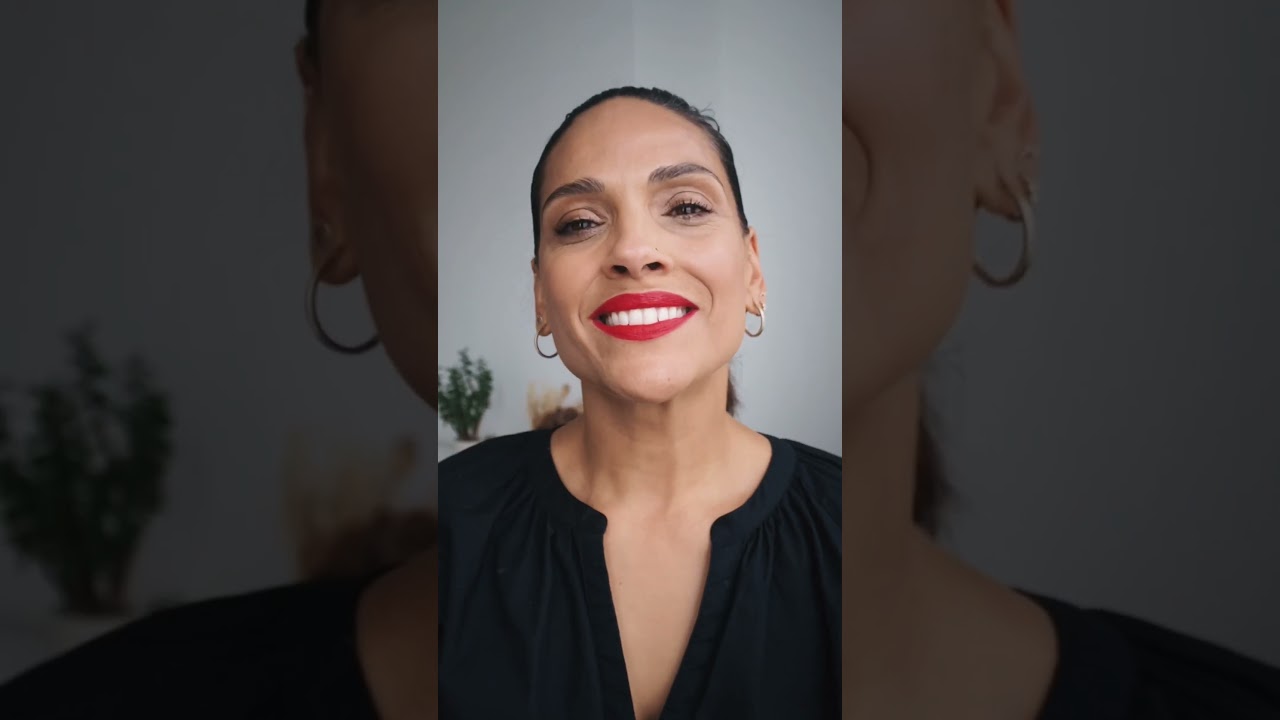 3-in-1 Legendary Serum Lipstick
